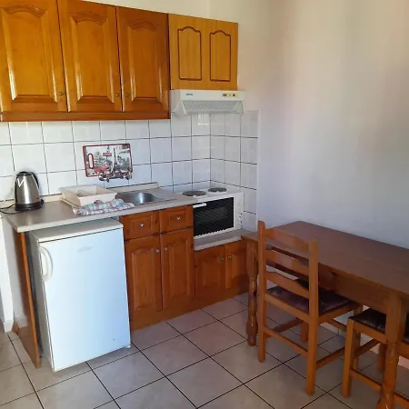 Aggeliki Apartment *